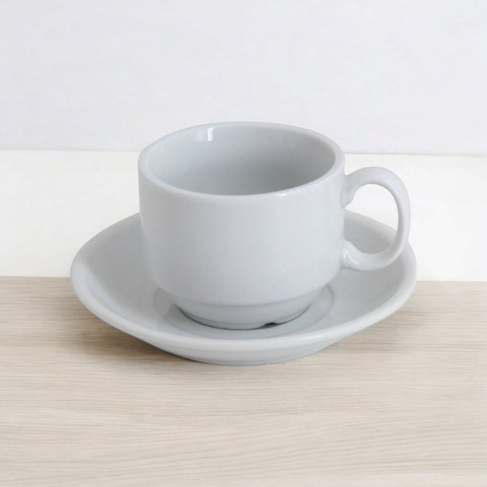 Cup & saucer