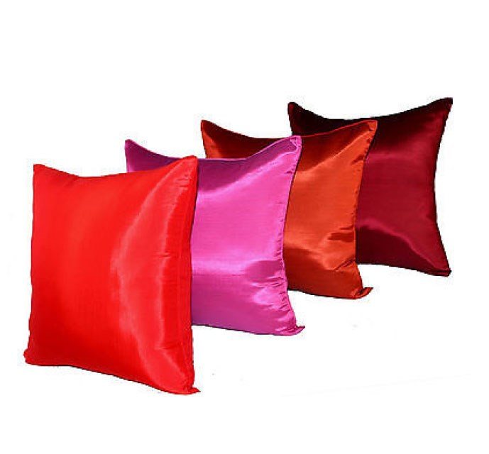 Scatter cushions